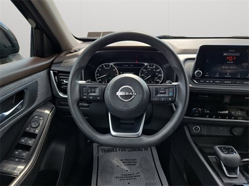 Used 2022 Nissan Rogue SV image 14