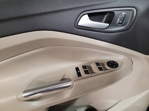 Used 2017 Ford Escape SE w/ Equipment Group 201A image 27