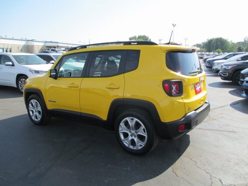 Used 2019 Jeep Renegade Latitude image 7