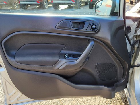 Used 2019 Ford Fiesta SE image 19