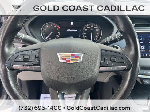 Certified 2023 Cadillac XT4 Luxury w/ Cold Weather Package image 18