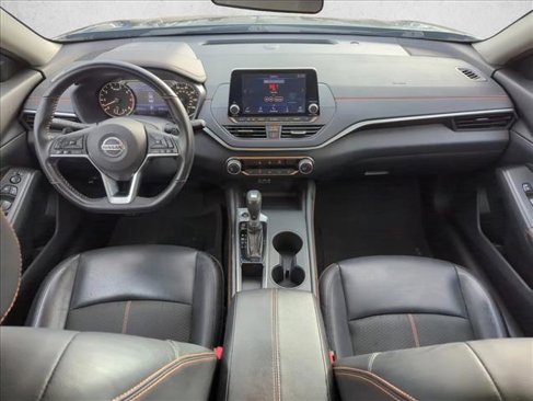 Used 2022 Nissan Altima 2.5 SR image 17