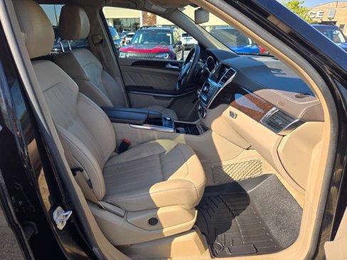 Used 2014 Mercedes-Benz GL 450 4MATIC image 5