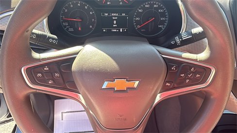 Used 2017 Chevrolet Malibu LT image 18
