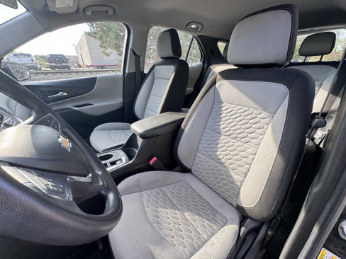 Used 2019 Chevrolet Equinox LS w/ LPO, Floor Liner Package image 11
