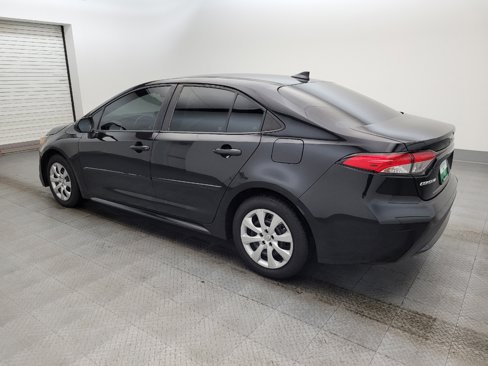 Used 2021 Toyota Corolla LE w/ Carpet Mat Package (TMS) image 3