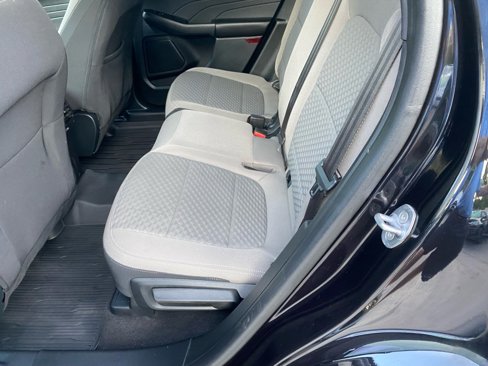 Used 2021 Ford Escape SE w/ Cold Weather Package image 18