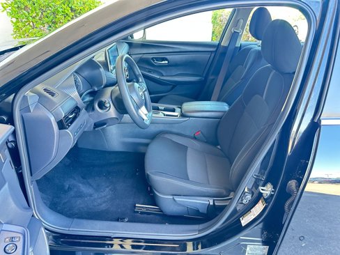 Used 2024 Nissan Sentra SV image 27