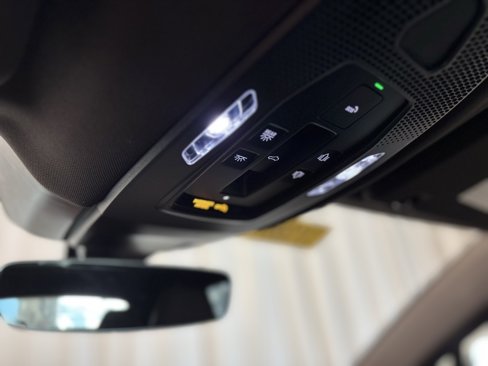 New 2025 Porsche Panamera 4 image 35