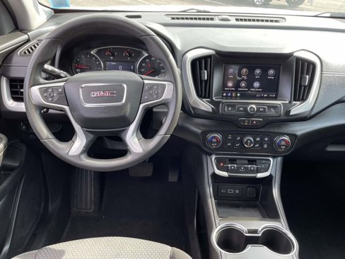 Used 2022 GMC Terrain SLE w/ Driver Convenience Package image 11