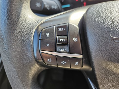 Used 2020 Ford Escape SE image 21