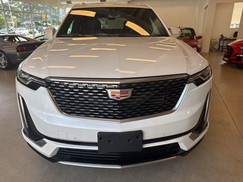 Used 2025 Cadillac XT6 Luxury image 4
