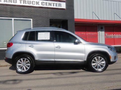 Used 2017 Volkswagen Tiguan Wolfsburg Edition image 15