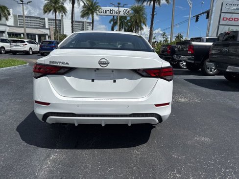 Used 2024 Nissan Sentra S image 6