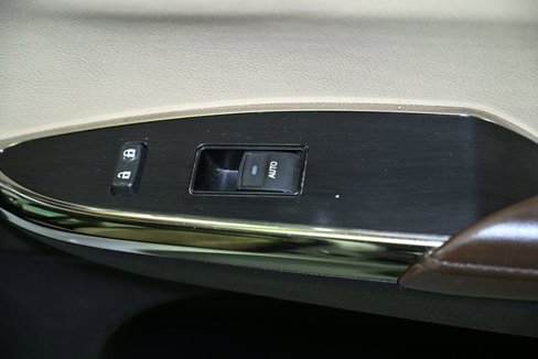 Used 2013 Toyota Avalon XLE Touring image 57