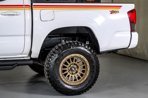 Used 2019 Toyota Tacoma SR w/ SR Convenience Package image 13