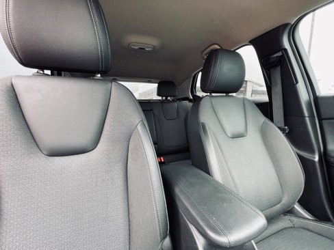 Used 2022 Buick Encore GX Select w/ Sport Touring Package image 29