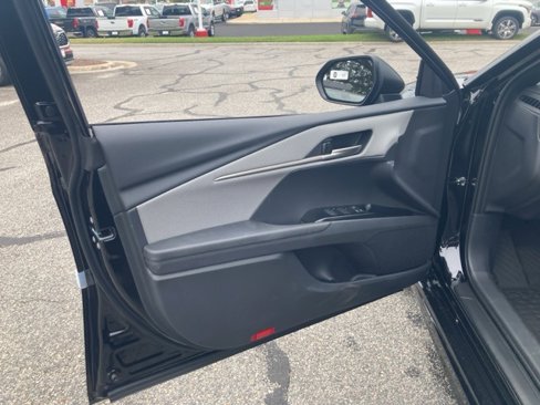 New 2025 Toyota Camry SE image 12
