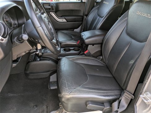 Used 2016 Jeep Wrangler Unlimited Sahara image 11