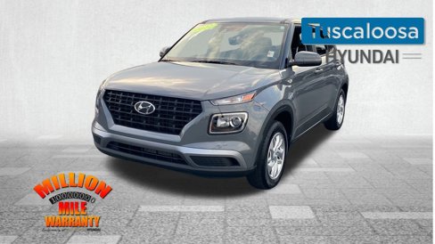 Used 2022 Hyundai Venue SE image 4
