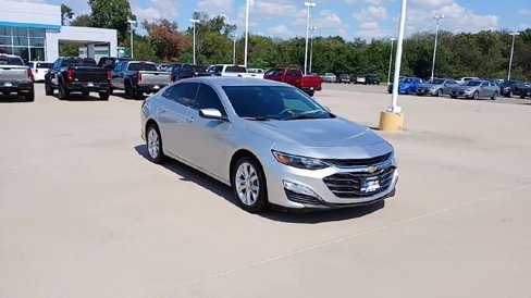 Used 2020 Chevrolet Malibu LT image 2