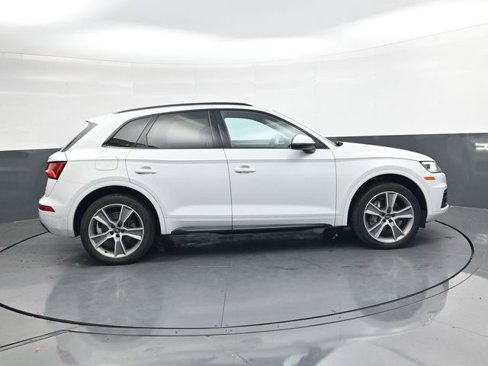 Used 2019 Audi Q5 2.0T Premium Plus w/ Premium Plus Package image 3
