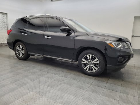Used 2019 Nissan Pathfinder SV image 11