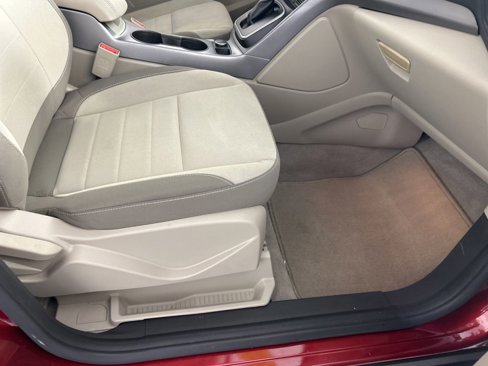 Used 2014 Ford C-MAX SE w/ Equipment Group 202A image 26