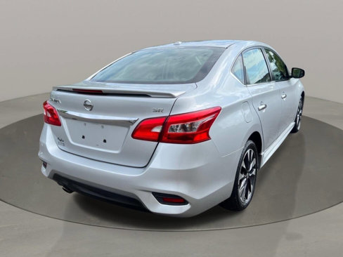 Used 2016 Nissan Sentra SR image 6