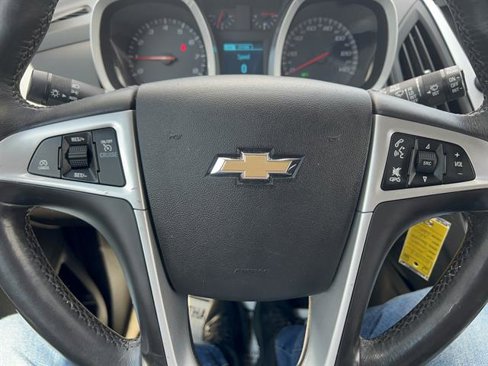 Used 2017 Chevrolet Equinox LT w/ Convenience Package image 19