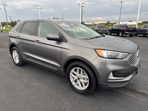 Used 2023 Ford Edge SEL image 7