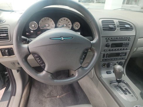 Used 2004 Ford Thunderbird Pacific Coast image 12