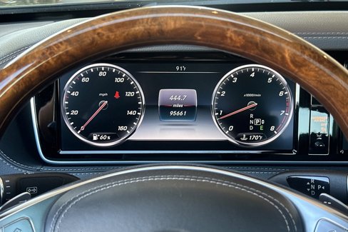 Used 2015 Mercedes-Benz S 550 Sedan image 24