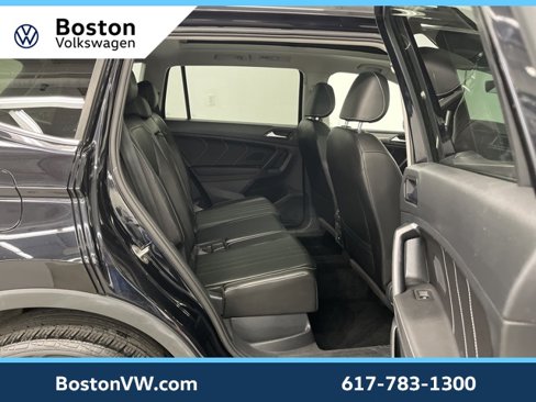 Certified 2022 Volkswagen Tiguan SE image 10