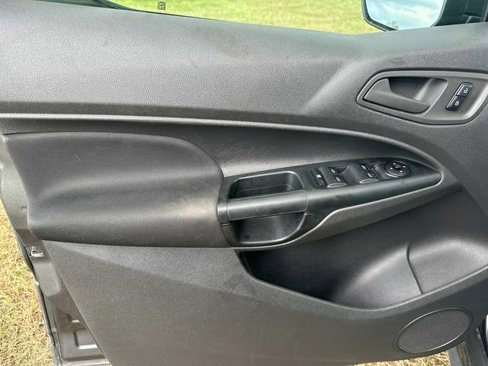 Used 2018 Ford Transit Connect XL image 10