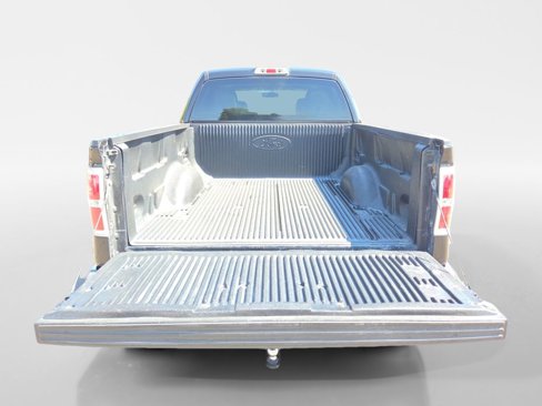 Used 2010 Ford F150 XLT image 9
