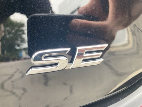 New 2025 Toyota Camry SE image 7