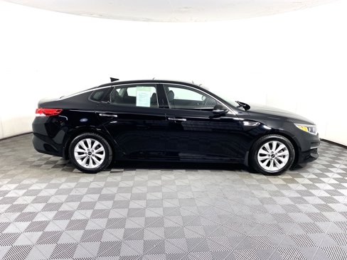 Used 2016 Kia Optima EX w/ Premium Package image 8