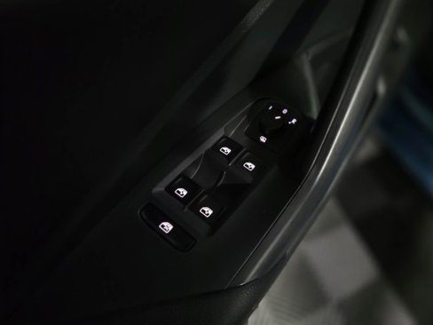 Used 2019 Volkswagen Jetta S w/ Driver Assistance Package image 27