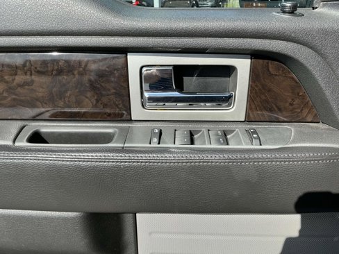 Used 2013 Ford F150 Platinum image 13
