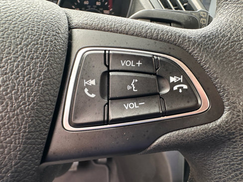 Used 2019 Ford Escape SE image 17