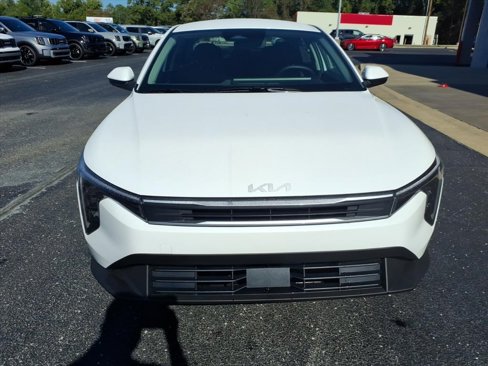 New 2025 Kia K4 LX image 4
