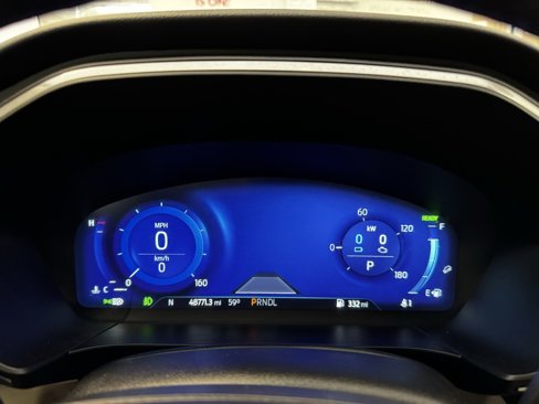 Used 2020 Ford Escape Titanium image 19