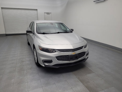 Used 2016 Chevrolet Malibu LT w/ Leather Package image 14
