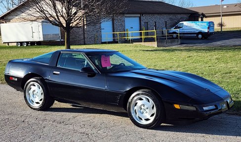 Used 1995 Chevrolet Corvette Coupe image 8