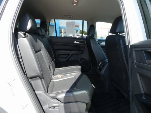 Used 2018 Volkswagen Atlas SE image 16