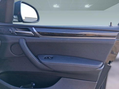 Used 2017 BMW X3 sDrive28i image 21