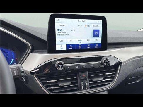 Used 2022 Ford Escape SEL w/ Technology Package image 16
