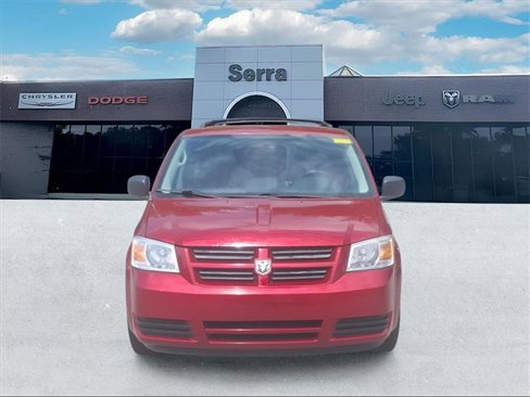 Used 2010 Dodge Grand Caravan SE image 2