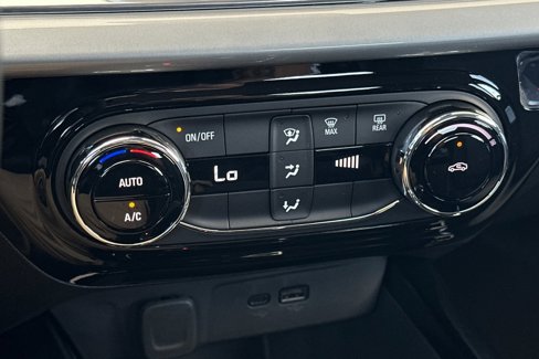 New 2025 Chevrolet Trax LT image 20